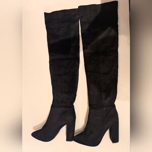 Elegant Black Over-the-knee Boots